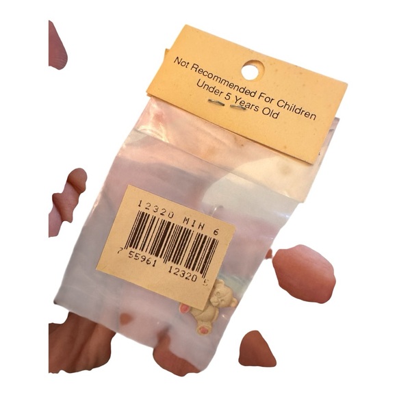 Dollhouse Miniature White Metal Teddy Bear - Picture 3 of 4